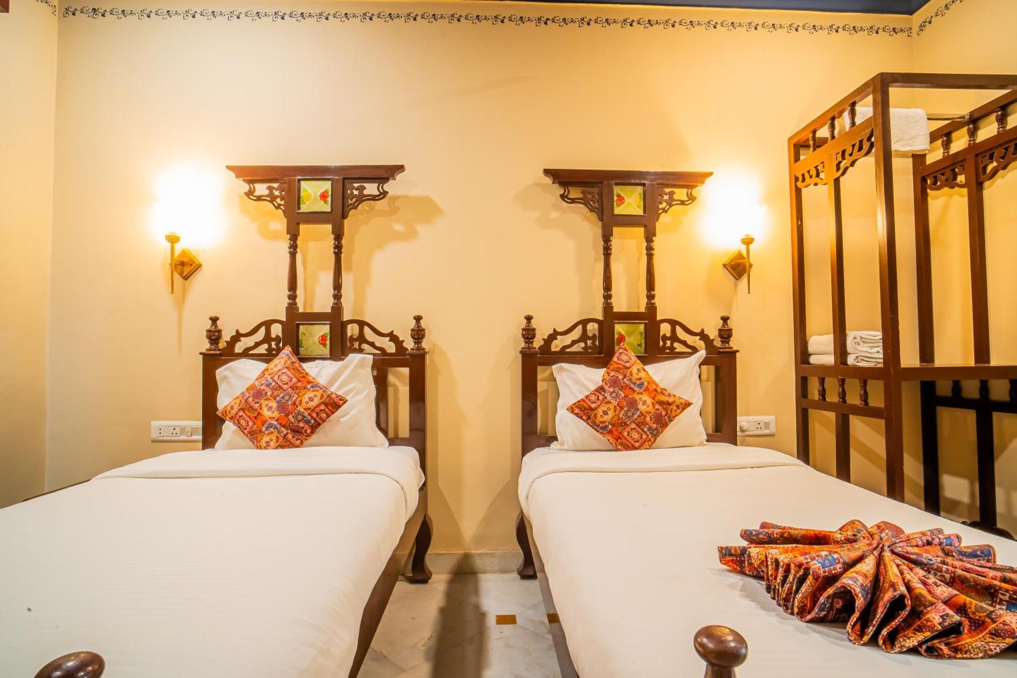 The Marwar Hotel & Gardens จ๊อดปูร์ ภายนอก รูปภาพ